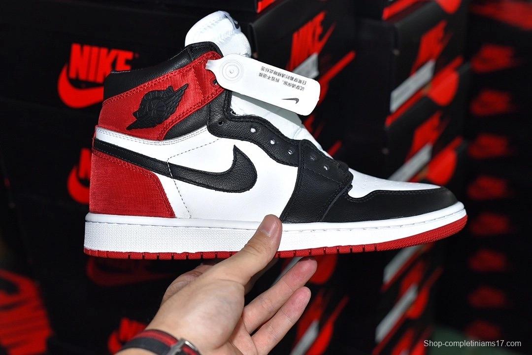 Air Jordan 1 Satin Black Toe