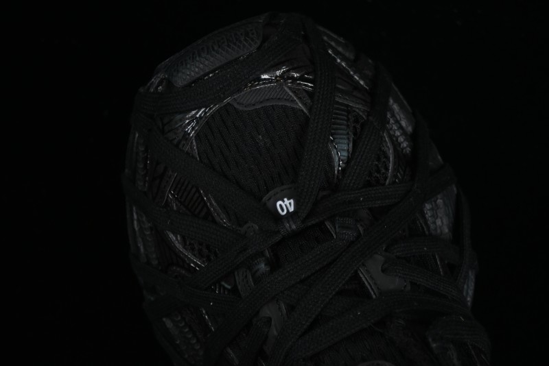 Balenciaga Phantom Sneaker - W3XL11000