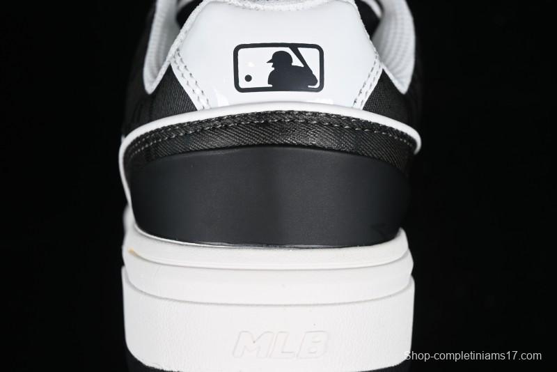 MLB NY Yankees Chunky Liner Classic Monogram Lightweight Platform Sneakers with 6cm Height Boost - 3ASXCMN4N50BKS