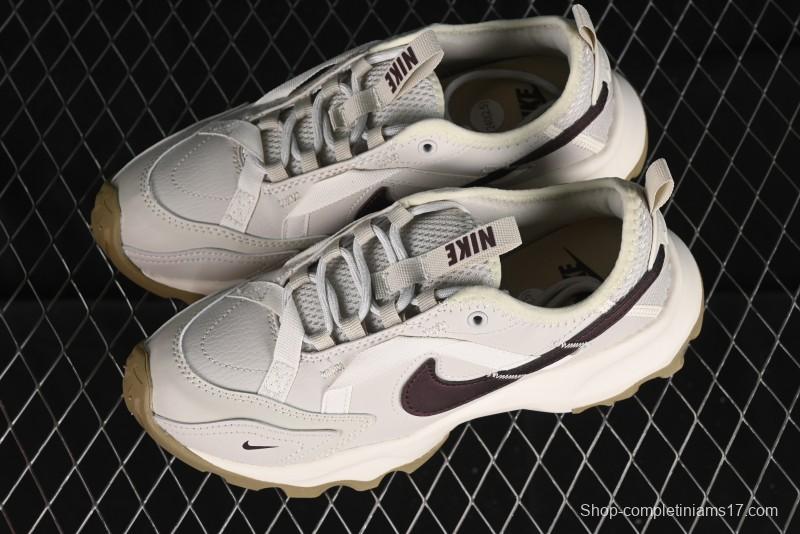 Nike TC 7900 Retro Dad Shoes with Reflective Swoosh and Cushioned Sole - DD9682-003