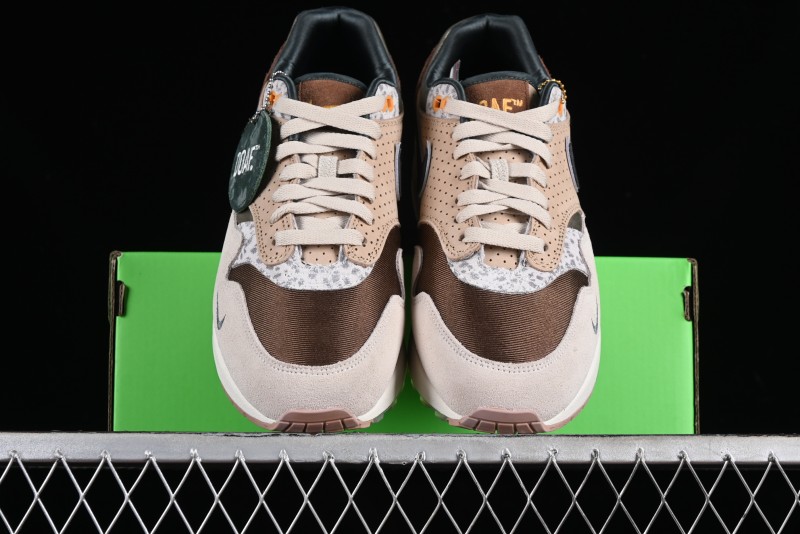 Nike Division Street x Air Max 1/87 Retro Casual Sneakers - HQ2640-200