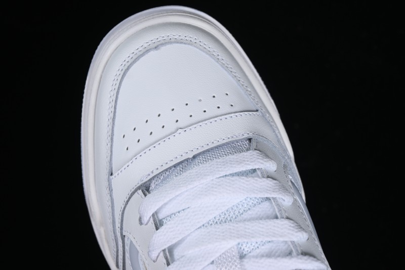 Vans Hylane Series Retro Sneakers with Iconic Side Stripes - VN000D1J689