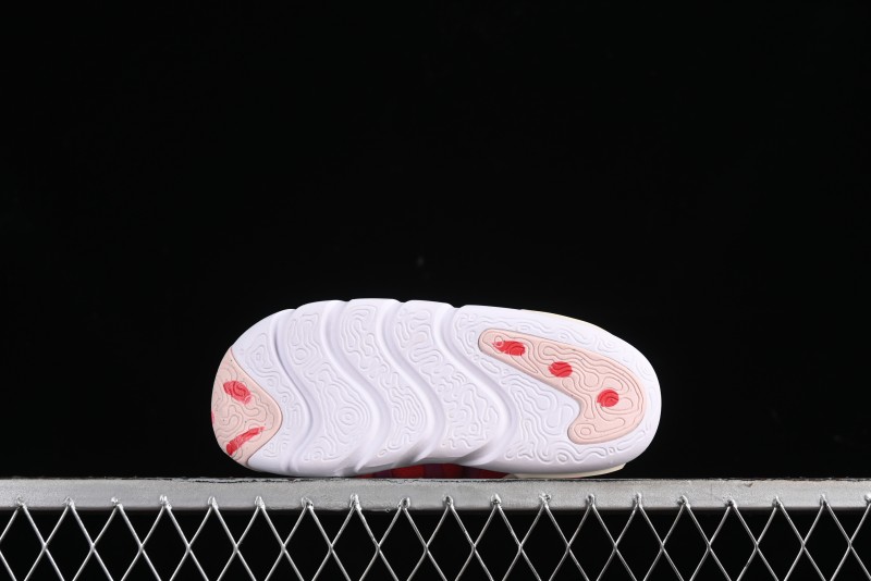 Nike Dynamo Go Flyease Kids' Easy-On Shoes with Press-Down Heel for Comfortable Wear - DO9376-600