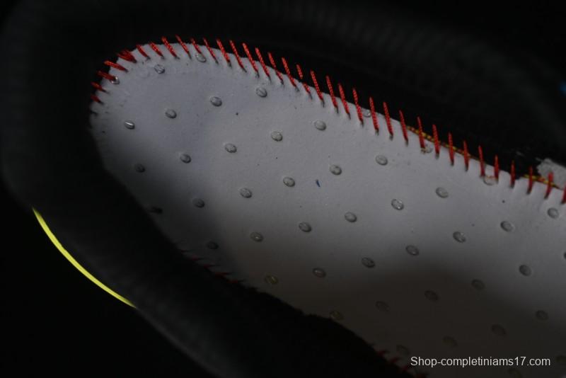 Hoka Mafate Three 2 Ultra-Lightweight Cushioned Trail Running Shoes with Vibram Outsole - 1141572 BHK