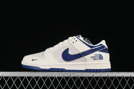 Nike SB Dunk Low The North Face Collaboration - Anniversary Edition Customized Low-Top Casual Skate Shoes - DQ10998-512