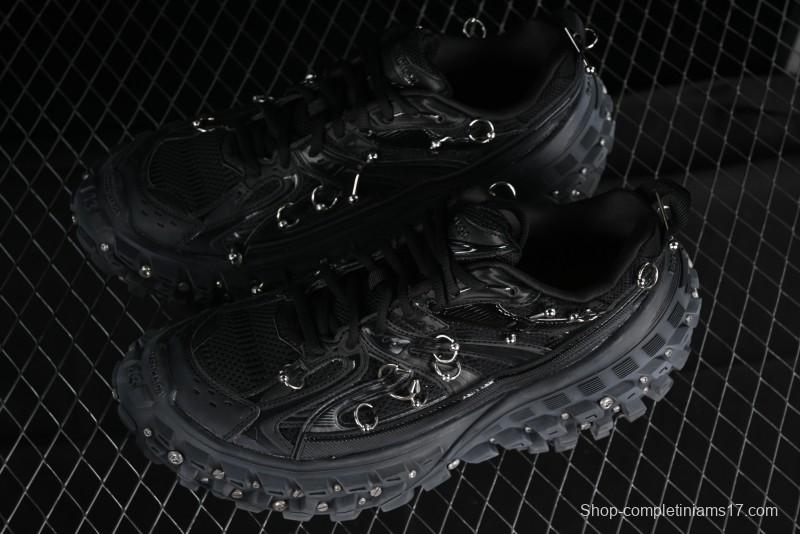 Balenciaga Defender Rubber Platform Sneakers Low-Top Combat Outdoor Shoes with Studded Design and Exaggerated Tire Tread Sole - W2RAG1081