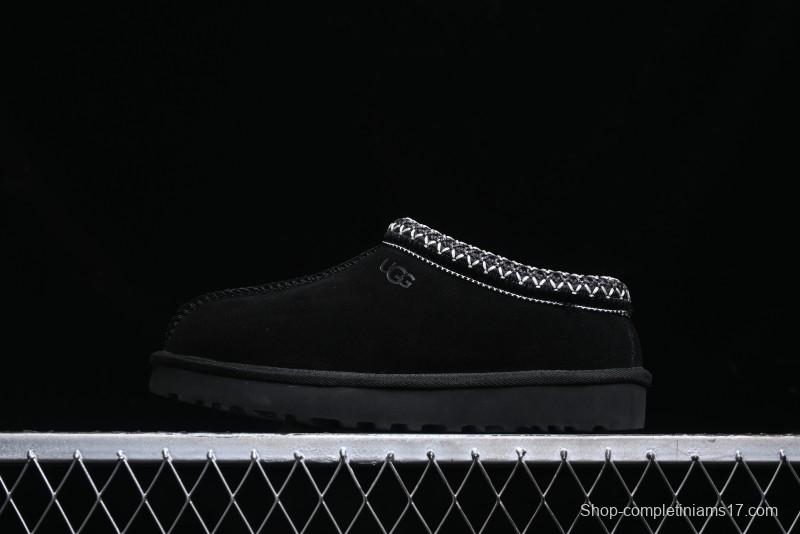 UGG Classic Mini II Snow Boots with TREADLITE Outsole - 5955