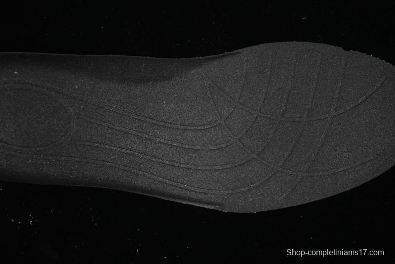 Golden Goose Marathon Golden Goose Distressed Sneakers with 3D Stabilizer and Cushioning - AJE5