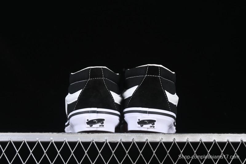 Vans HommeGirls x Vans Sk8-Mid Fashion Casual Mid-Top Canvas Sneakers with Bold Side Stripes - VN000NBNCJK