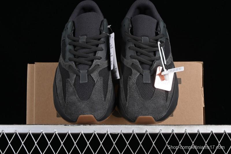 Adidas Yeezy Boost 700 V2 Utility Black Running Shoes with 3M Reflective Details - FV5304
