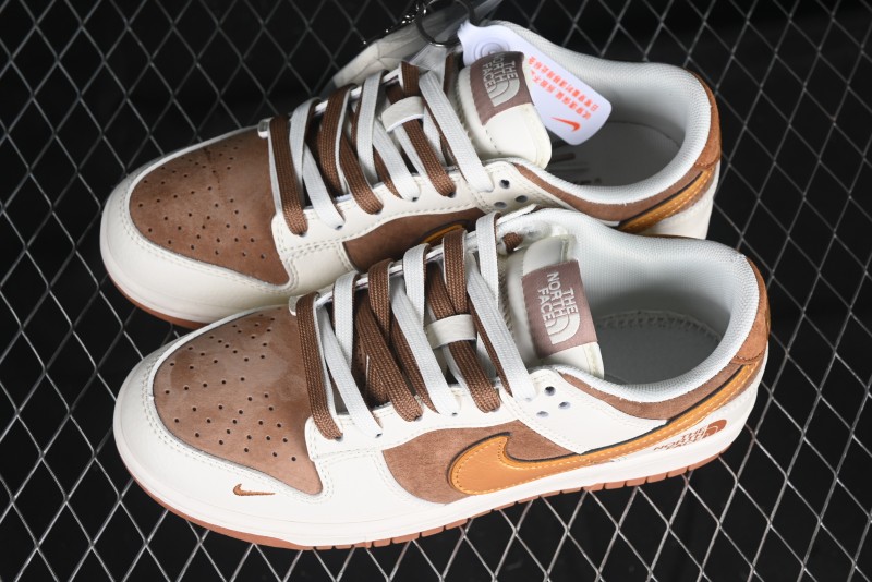 Nike SB Dunk Low The North Face Collaboration Anniversary High-End Customized Low-Top Casual Sneakers - DM6868-020