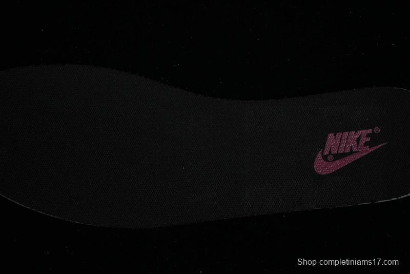 Nike SB Dunk Low Custom Collaboration Otomo Katsuhiro x Nike SB Dunk Low "Steamboy OST" - CT0856-101