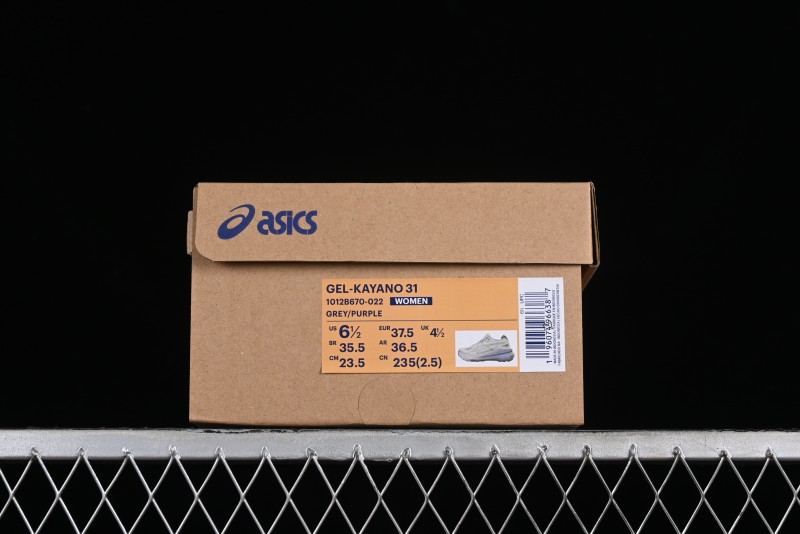 Asics Gel-Kayano 31 Running Shoes with Enhanced Cushioning and Breathable Design - 1012B670-022