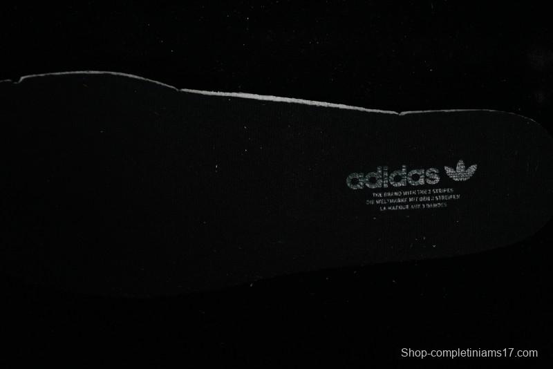 Adidas Samba OG Casual Sneakers with Premium Leather Upper - JI2735