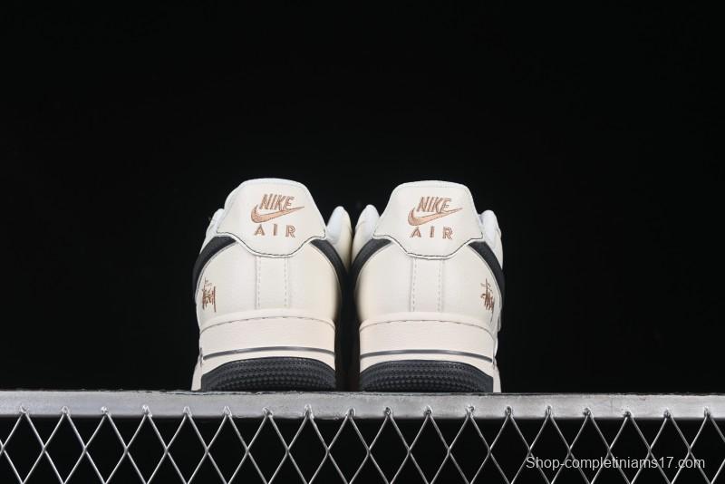 Nike Air Force 1 '07 Low Casual Sneakers in Black Pigskin - XZ6188-705