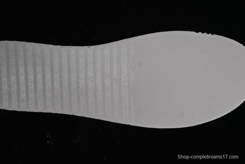 Nike Supreme SB Dunk Low Plaid Colorway Low-Top Casual Skateboarding Shoes - SP1098-051