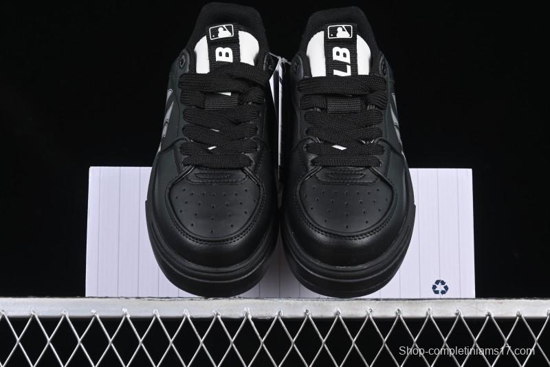 New York Yankees MLB Chunky Liner Custom Platform Casual Sneakers - 3ASXCA12N50WHS