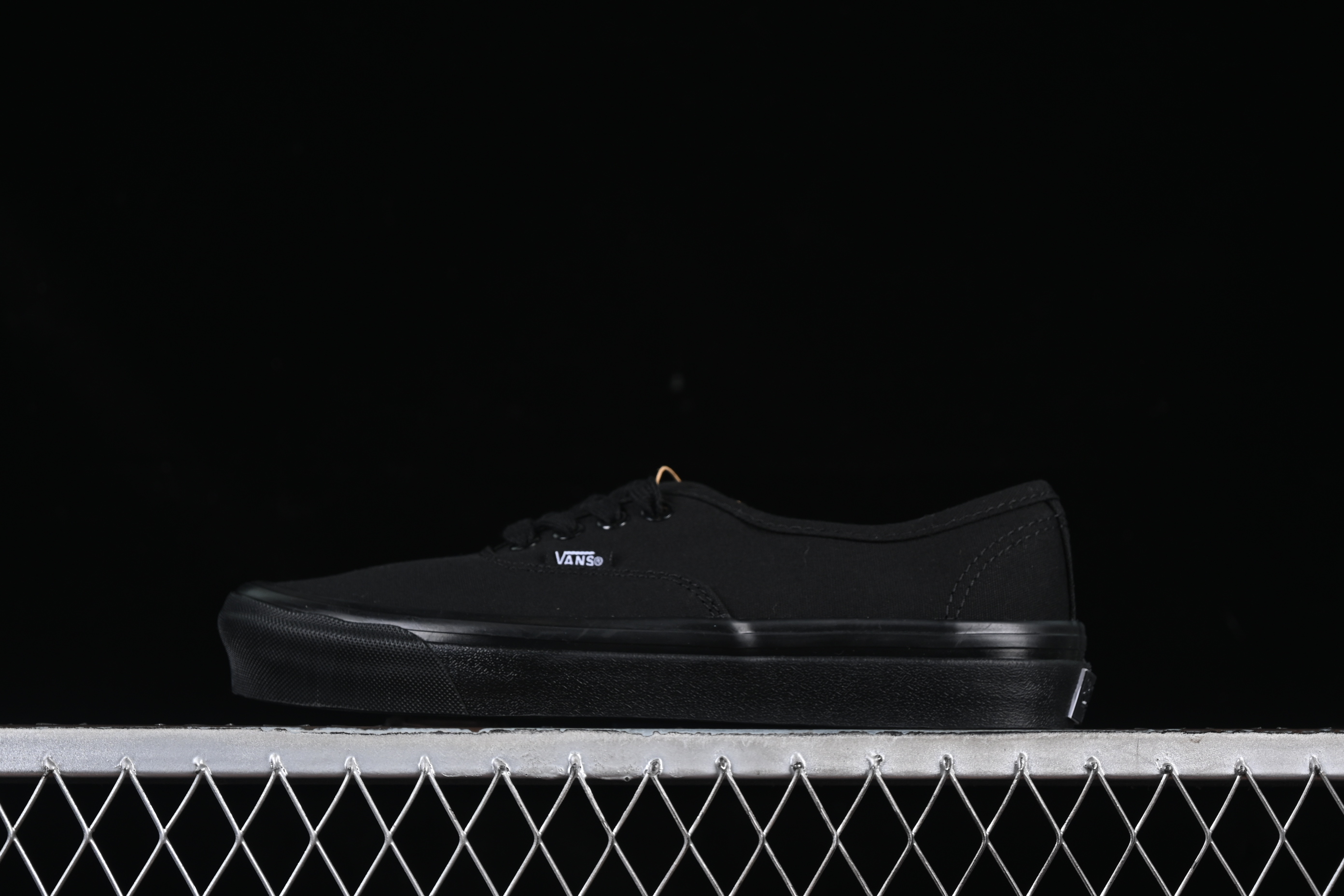 Vans Authentic Reissue 44 Low-Top Casual Skate Shoes - VN0A38ENMR2