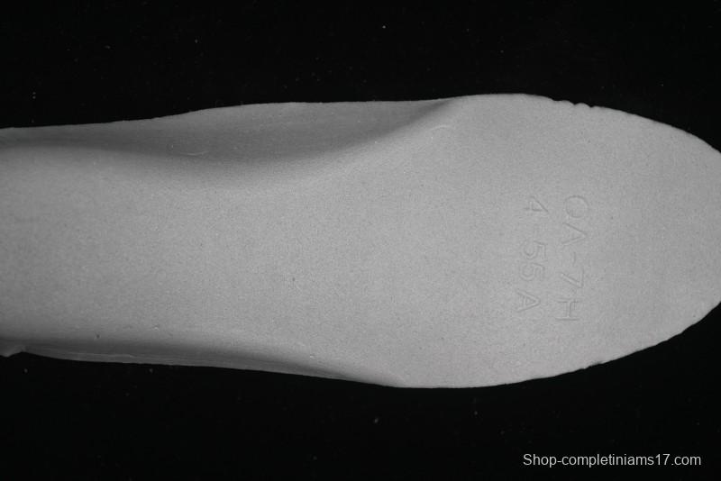 Dior Chrono Round Toe Lace-Up Lifestyle Casual Running Sneakers - 24W Beige