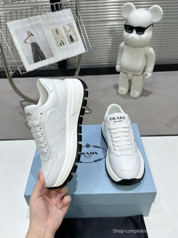 2025 Women Prada White Leather Sneakers KFY00310