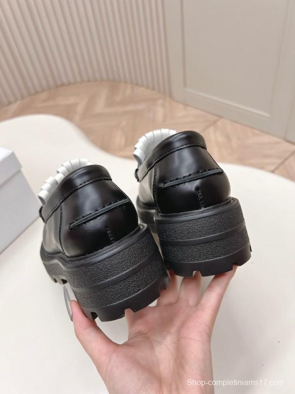 2025 Women Dior Black White Leather Loafers Metal Buckle KFY00350