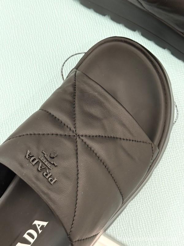 2025 Slippers Prada Black Leather Slippers