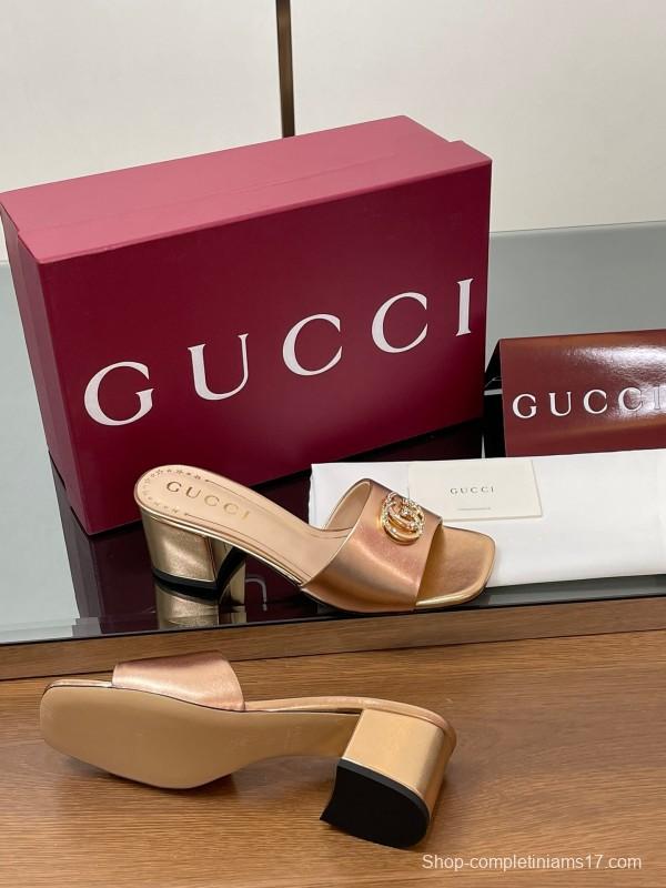 2025 Women Gucci Pink Leather Sandals GG Crystal Buckle LY00280
