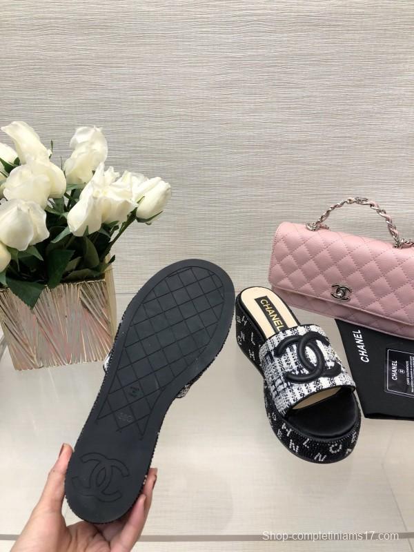 2025 Women Chanel Black White Tweed Platform Sandals LY00320