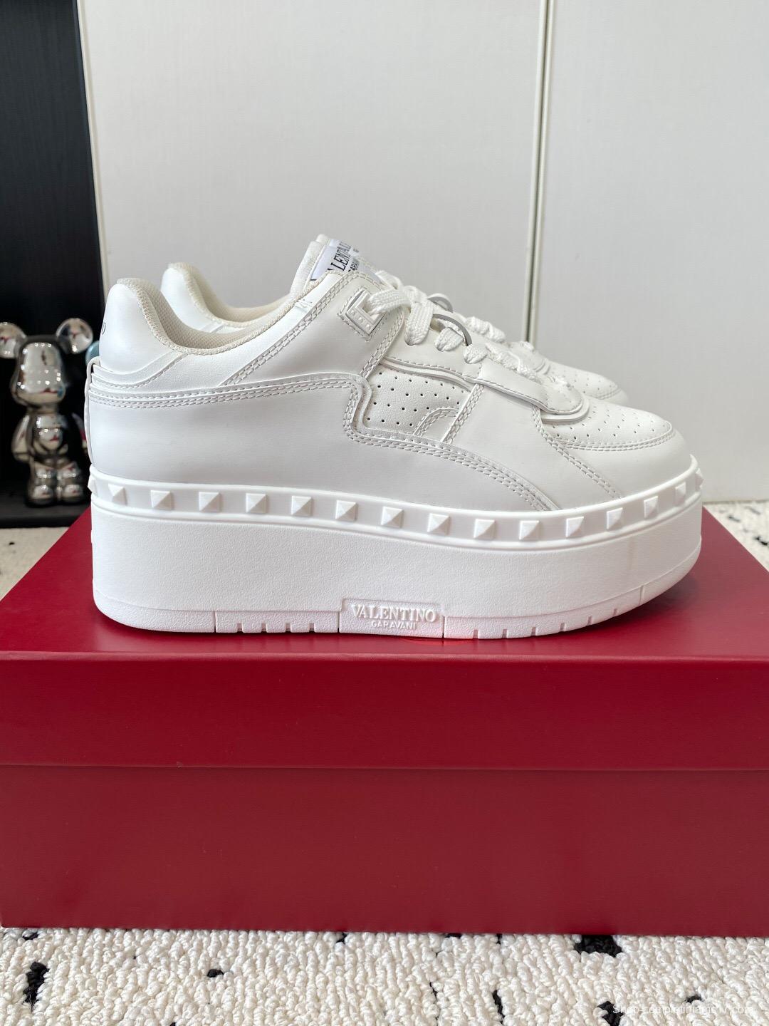 2025 Women Valentino White Leather Platform Sneakers LY00340