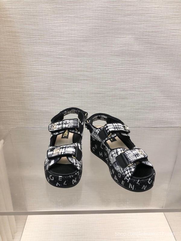 2025 Women Chanel Black White Fabric Platform Sandals LY00330
