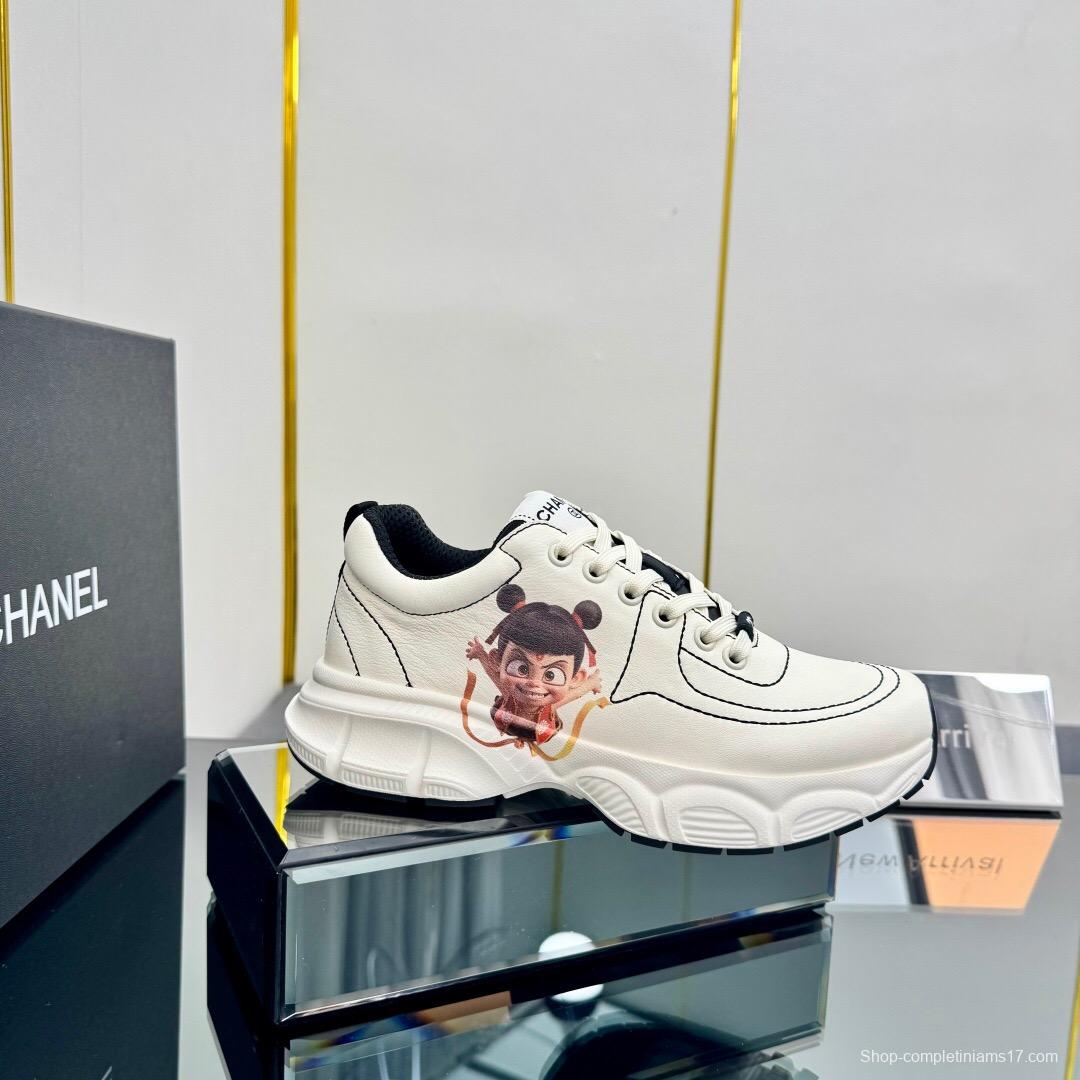 2025 Women Chanel White Leather Sneakers Graphic LY00360