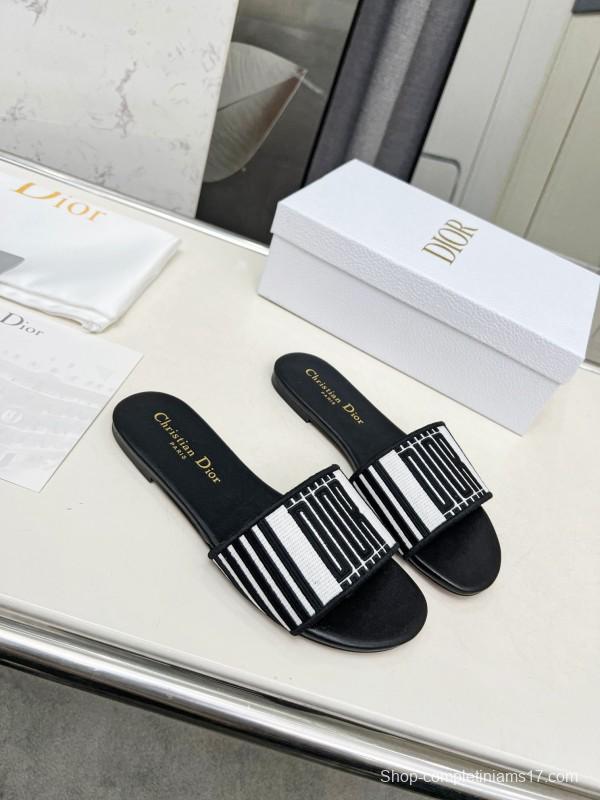 2025 Women Dior Black White Fabric Slippers LY00170