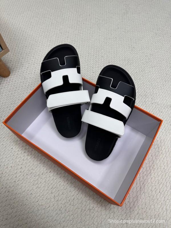2025 Slippers Hermès White Black Leather Slippers