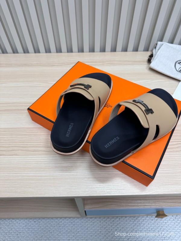 2025 Slippers Hermès Beige Black Leather Slippers