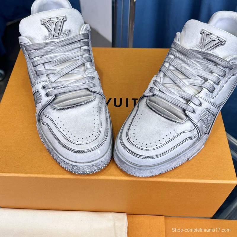 2025 Unisex Louis Vuitton Silver Leather LV Trainer