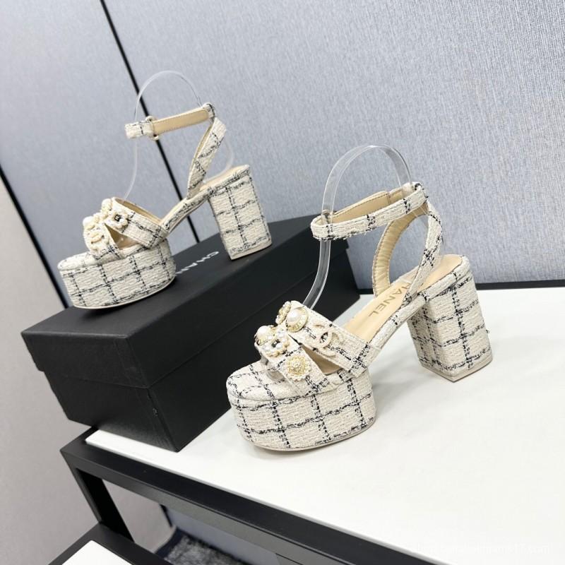 2025 Women Chanel Beige Black Tweed Platform Sandal KFY00310