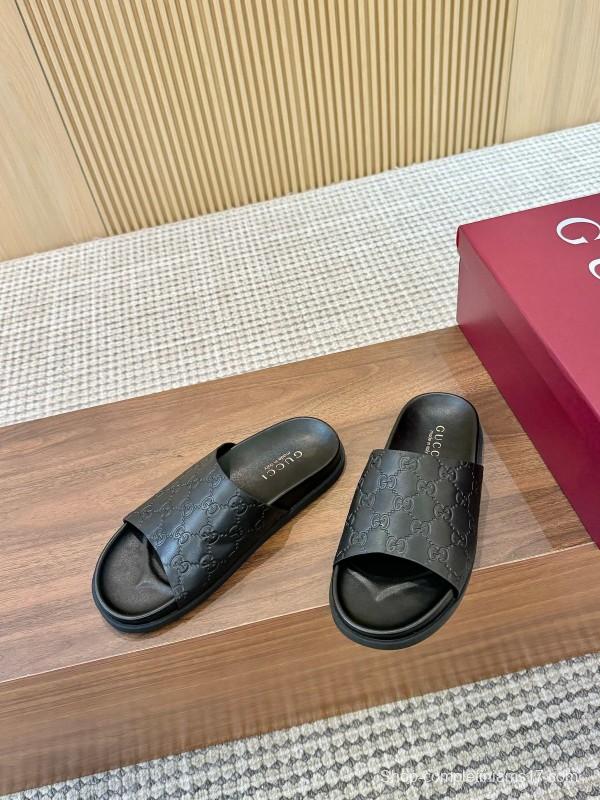 2025 Women Gucci Black Leather Slippers LY00220