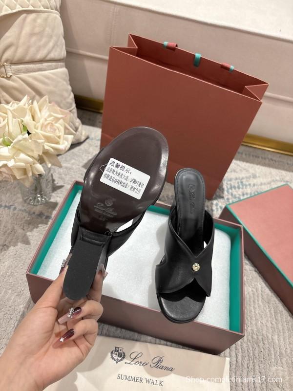 2025 Women Le Parmentier Black Leather Slippers LY00300