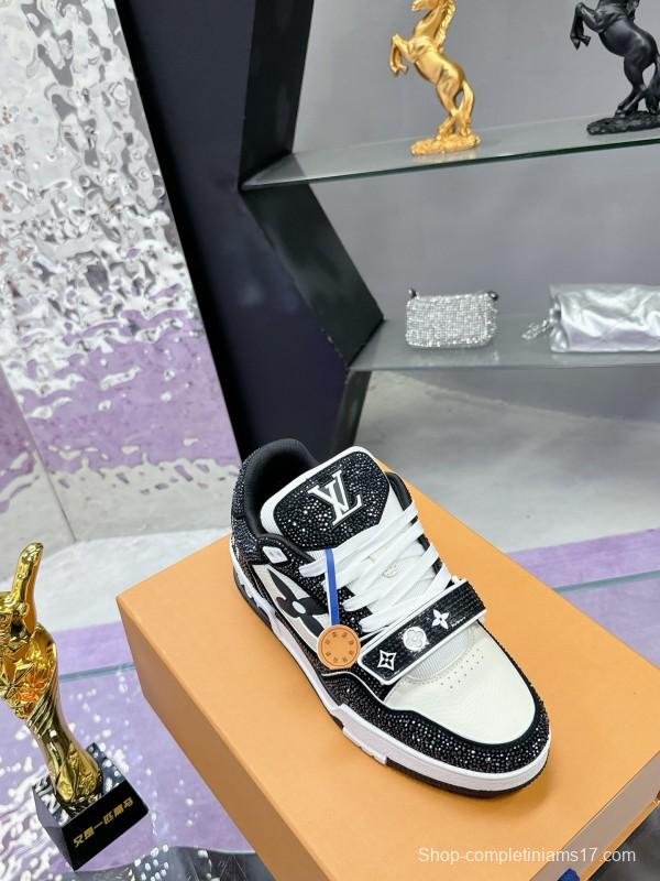 2025 Unisex Louis Vuitton Black White Leather Canvas Plimsolls Handmade Rhinestones AS00400