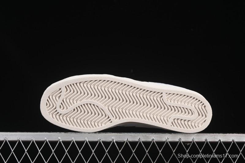 Adidas Bape Superstar Casual Sneakers with Shell Toe Design - JR2701