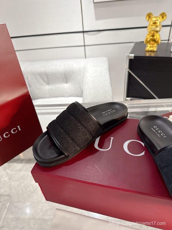 2025 Unisex Gucci Black Fabric Slippers GG Embossed AS00240