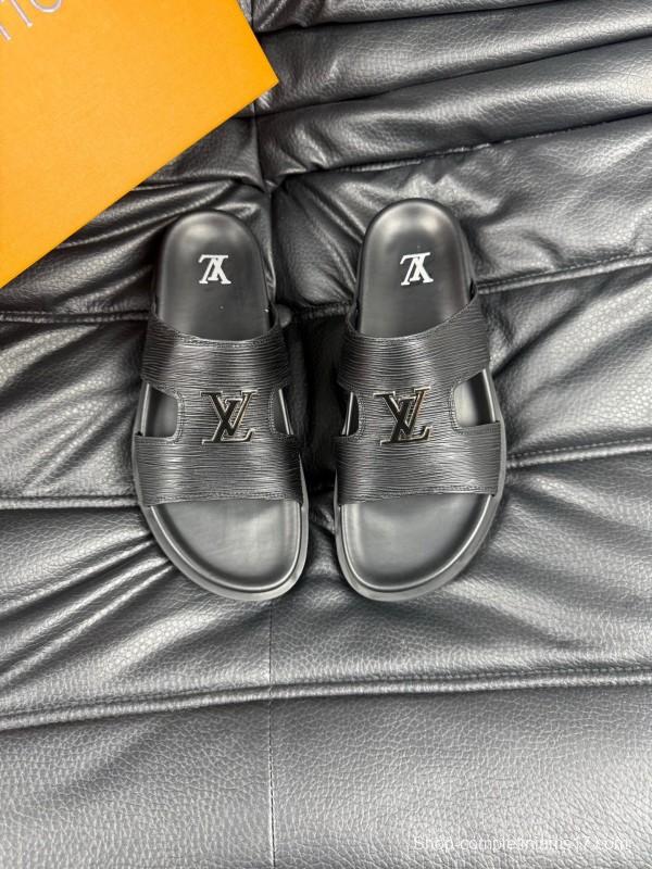 2025 Men Louis Vuitton Black Leather Slippers AS00170