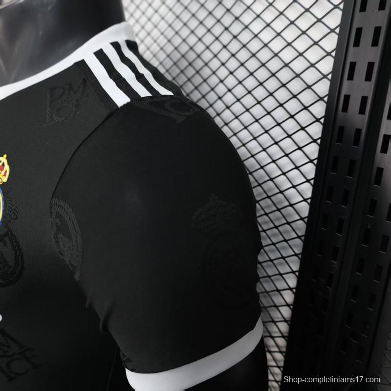 Player Version 25/26 Real Madrid Black Special Jersey