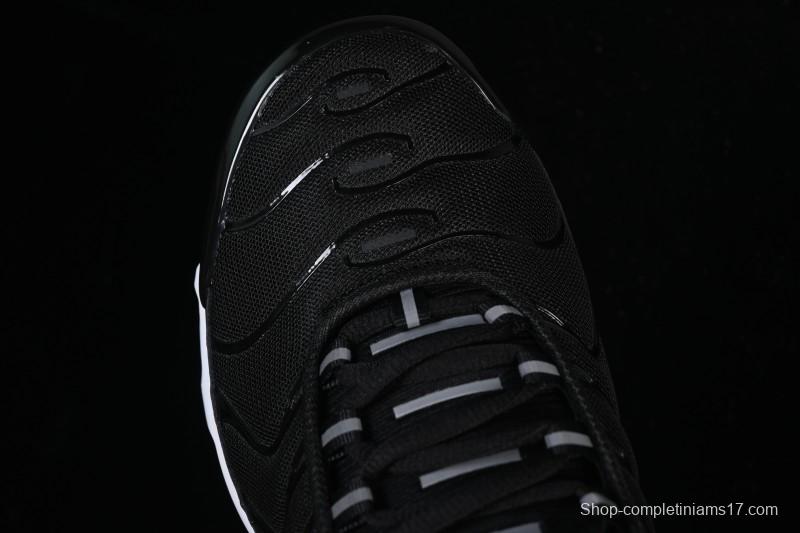 Nike Air Max Plus Retro Running Shoes with Air Cushion Technology - DM2362-001