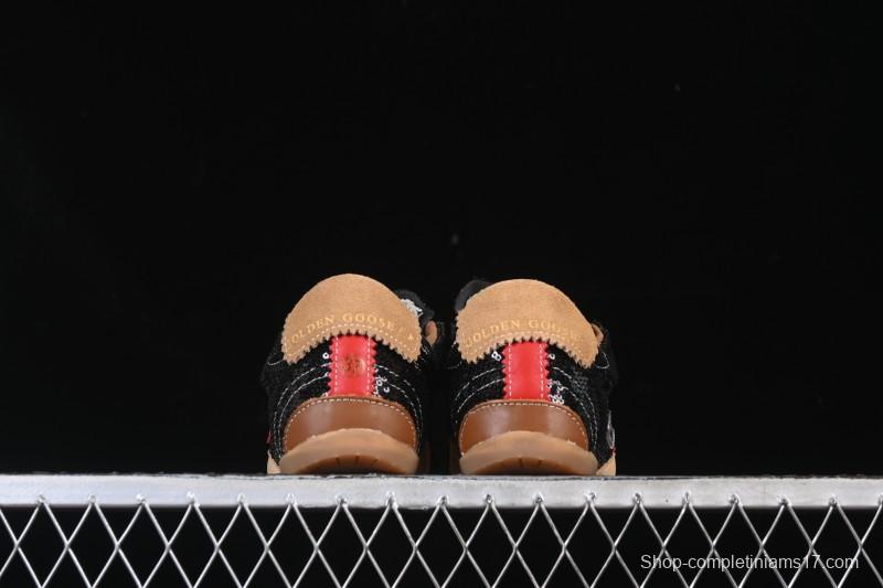 Golden Goose True Star Distressed Leather Sneakers - GGDB