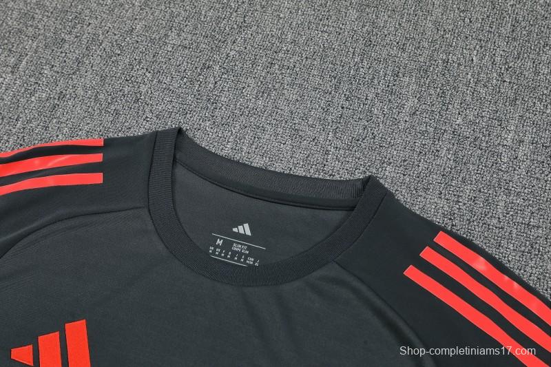 25/26 Bayern Munich Black Short Sleeve Jersey+Shorts