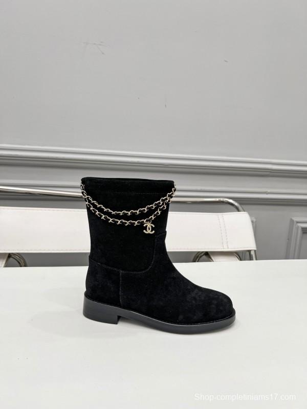 Chanel 2025 SS Quilted Leather Chain CC Emblem Flat Ankle Boots - LY00400