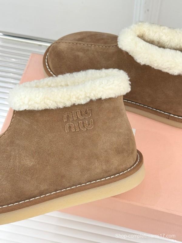 Miu Miu Retro Shearling Platform Snow Boots - KFY00300
