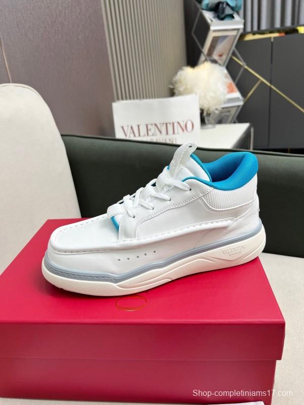 VALENTINO RUNBOOT Mid-Top Sneakers with Lightweight Comfort - AS00380