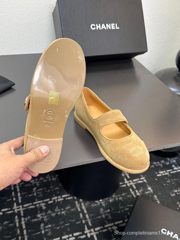 Chanel Quilted Flats Slip-On Mules - KFY00280